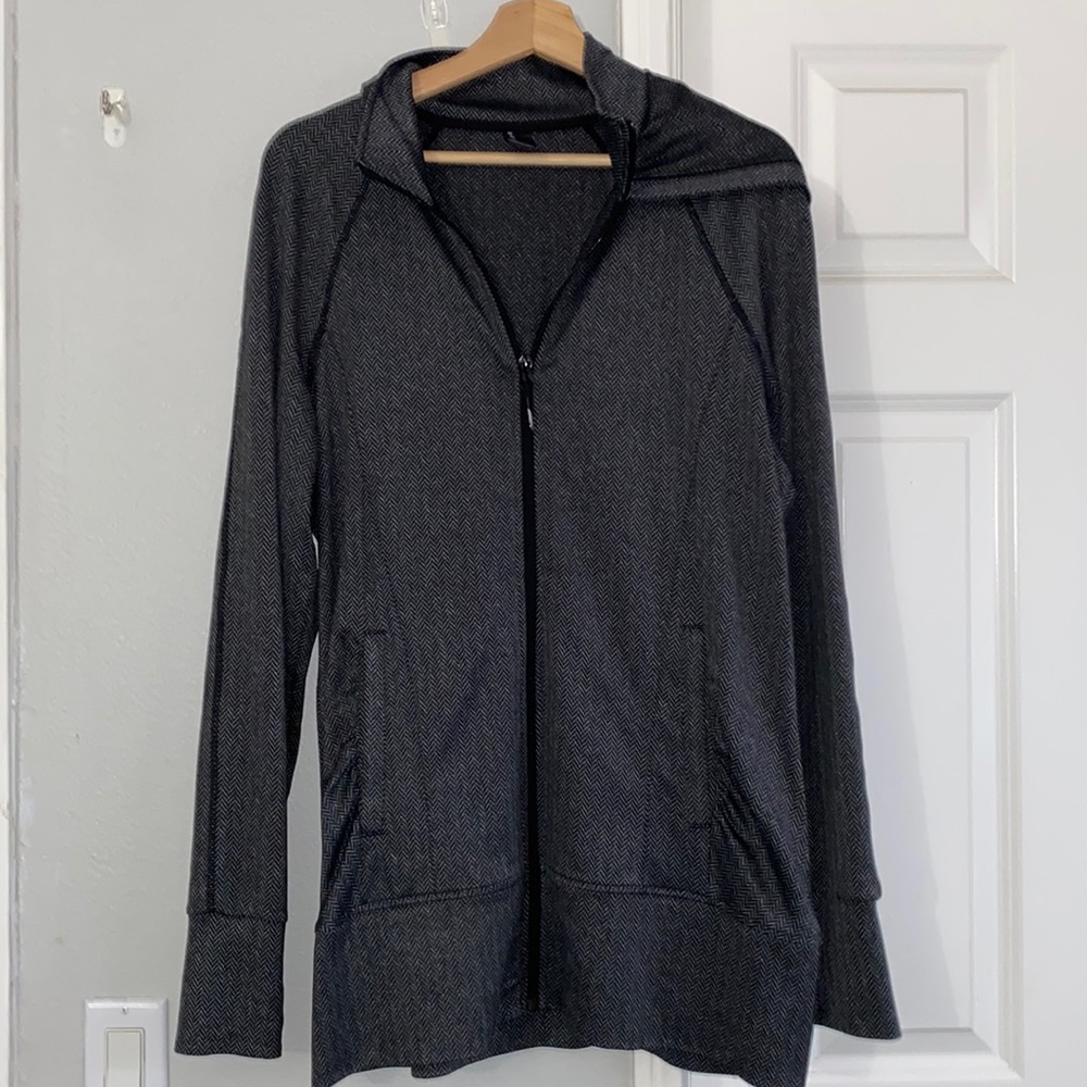 Zip up